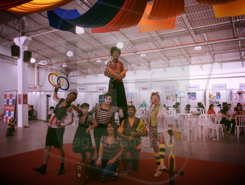 Agência para Contratar Perna de Pau para Eventos em Guarulhos - Atrações de Circo para Festa